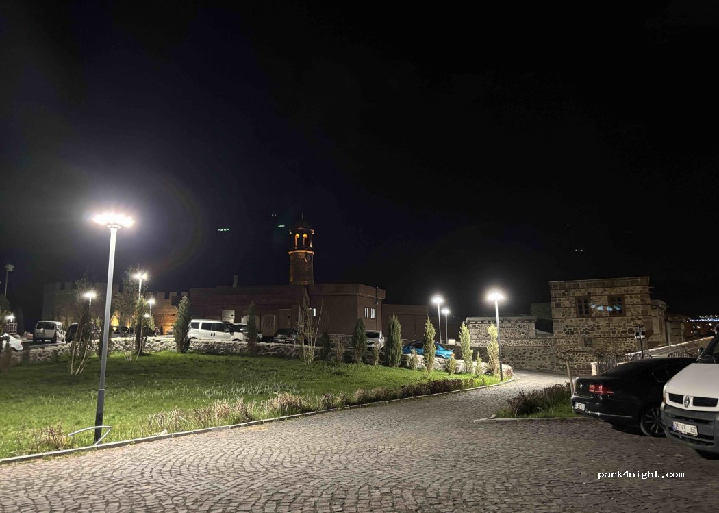 (25030) Yakutiye - 1 Camiönü Sokak — foto 2
