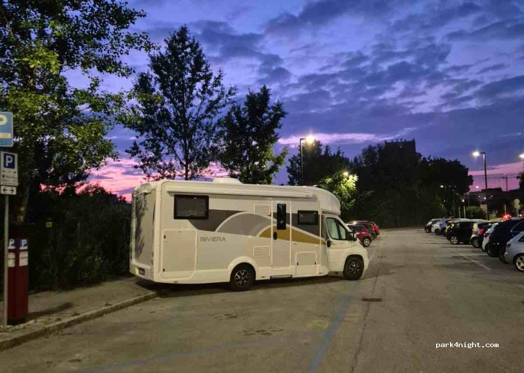 (40129) Bologna - 31 Via Piero Gobetti — foto