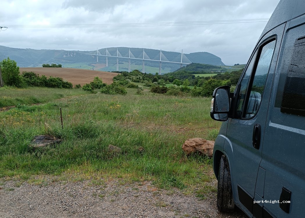 (12100) Millau - — foto 2
