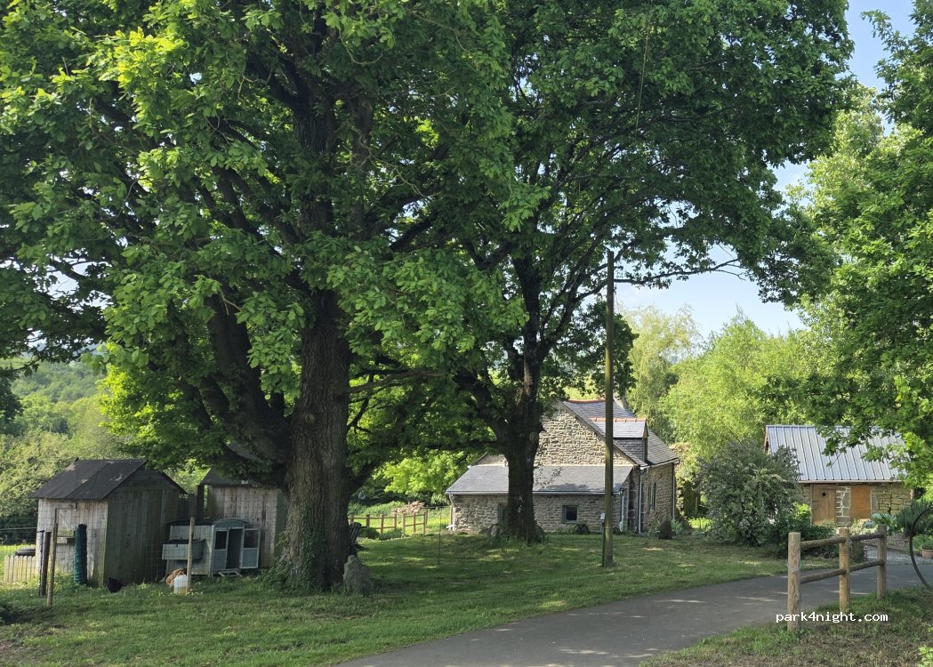 (22330) Le Mené - 25 Le Fresne — foto