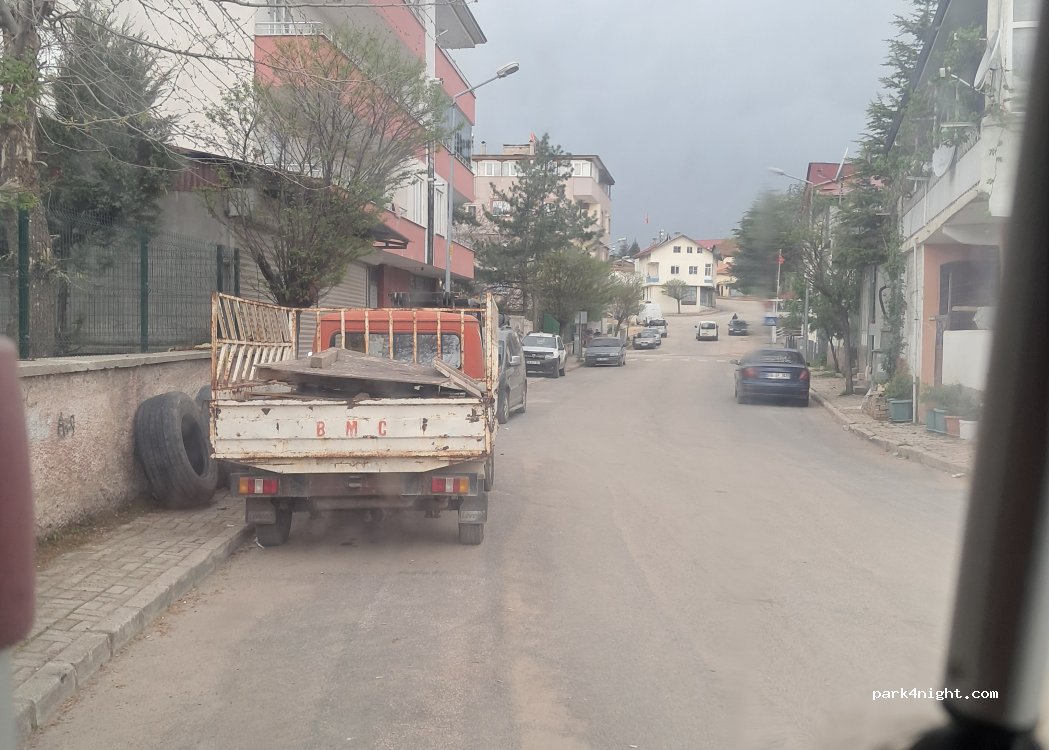 (46600) Göksun - 32 İbni Sina Caddesi — foto