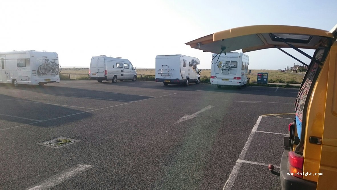 (TN29) Lydd-on-Sea - 69-110 Coast Drive — foto