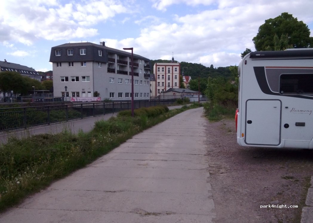 (01705) Freital - 77 Dresdner Straße — foto