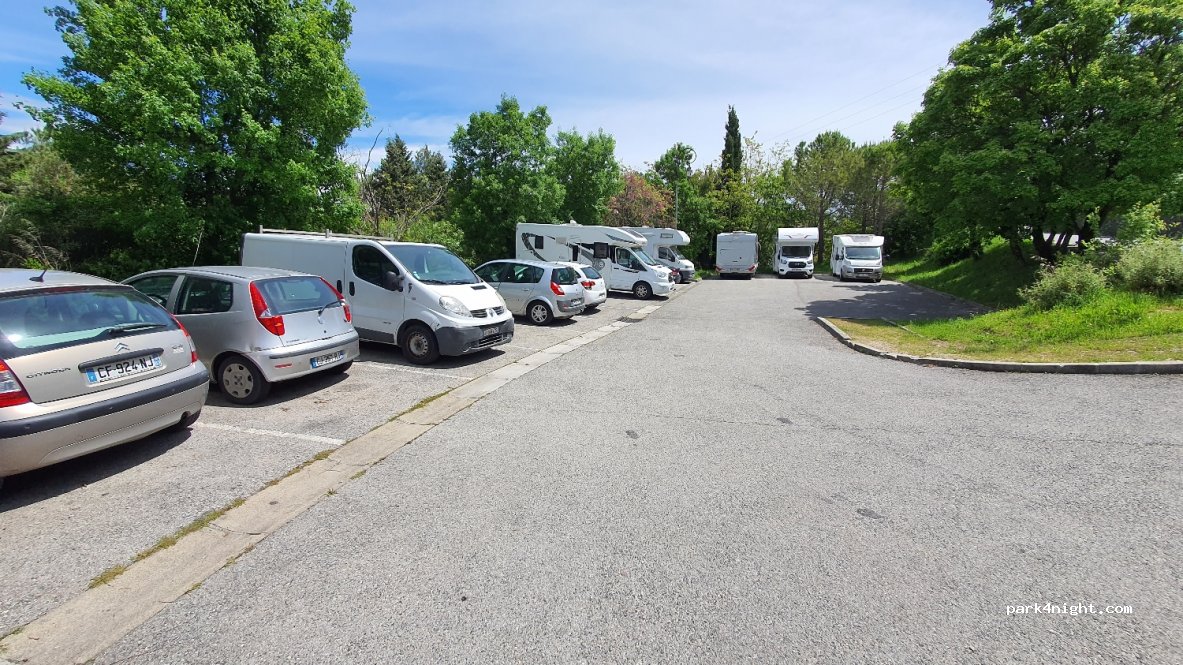 (06740) Châteauneuf-Grasse - Route du Village — foto 2