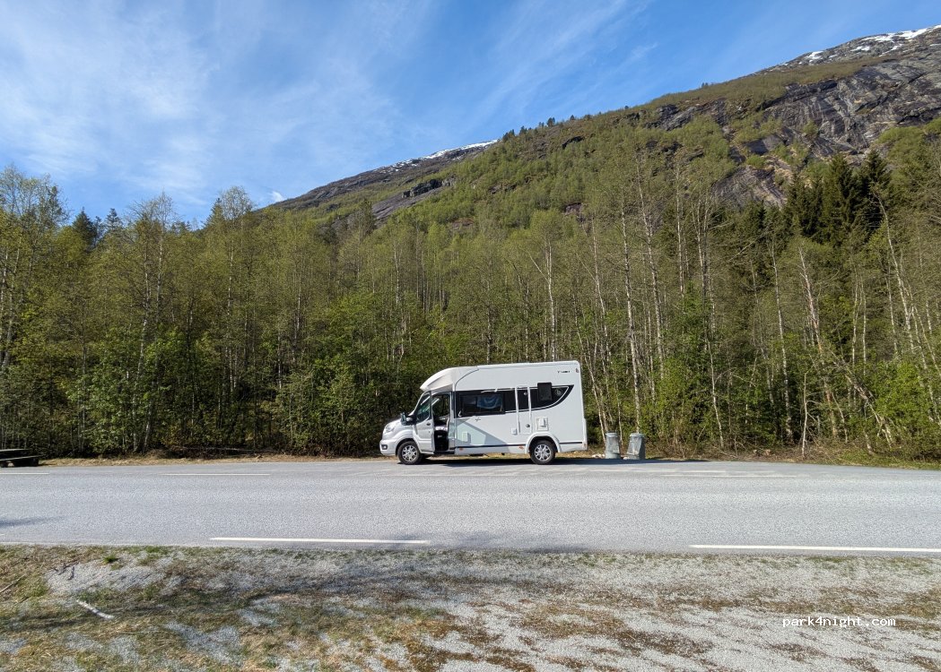(6871) Jostedal - 3003 Sekundær Fylkesveg 334 — foto