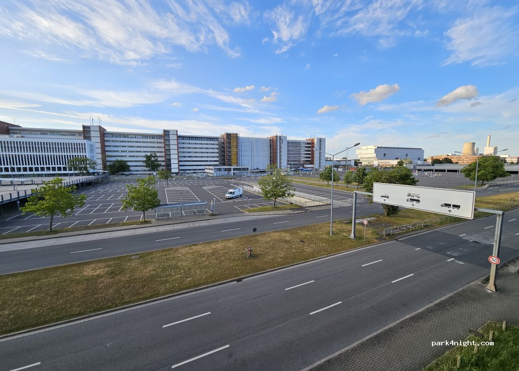 (38442) Wolfsburg - — foto 4