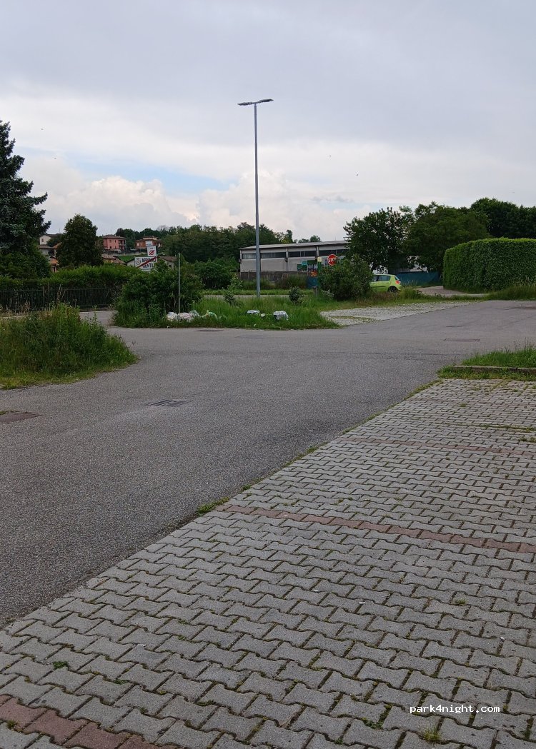 (22070) Appiano Gentile - 40 Via Pagani Padre Isidoro — foto 2