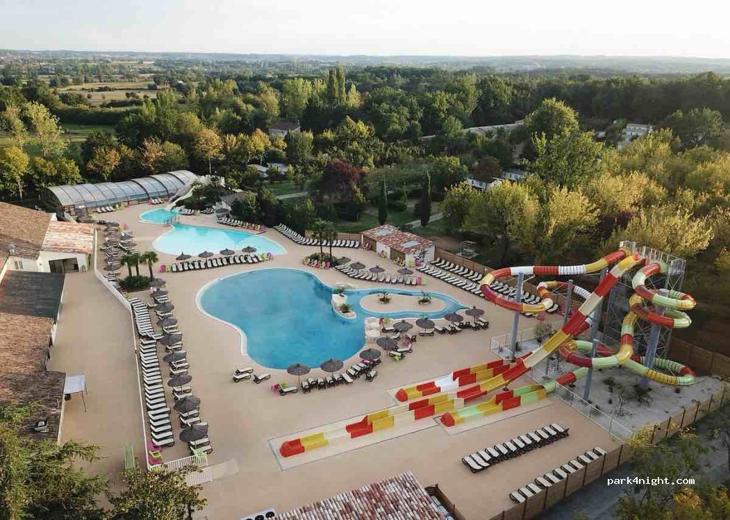 Camping Marvilla Parks - Château de Fonrives — foto