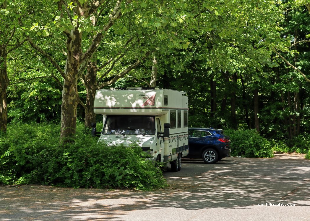 (72) Reutlingen - Unnamed road — foto 2
