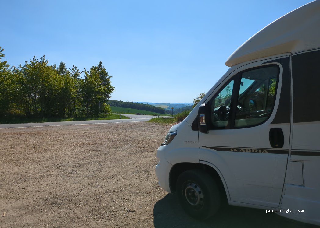 (07338) Leutenberg - Unnamed road — foto