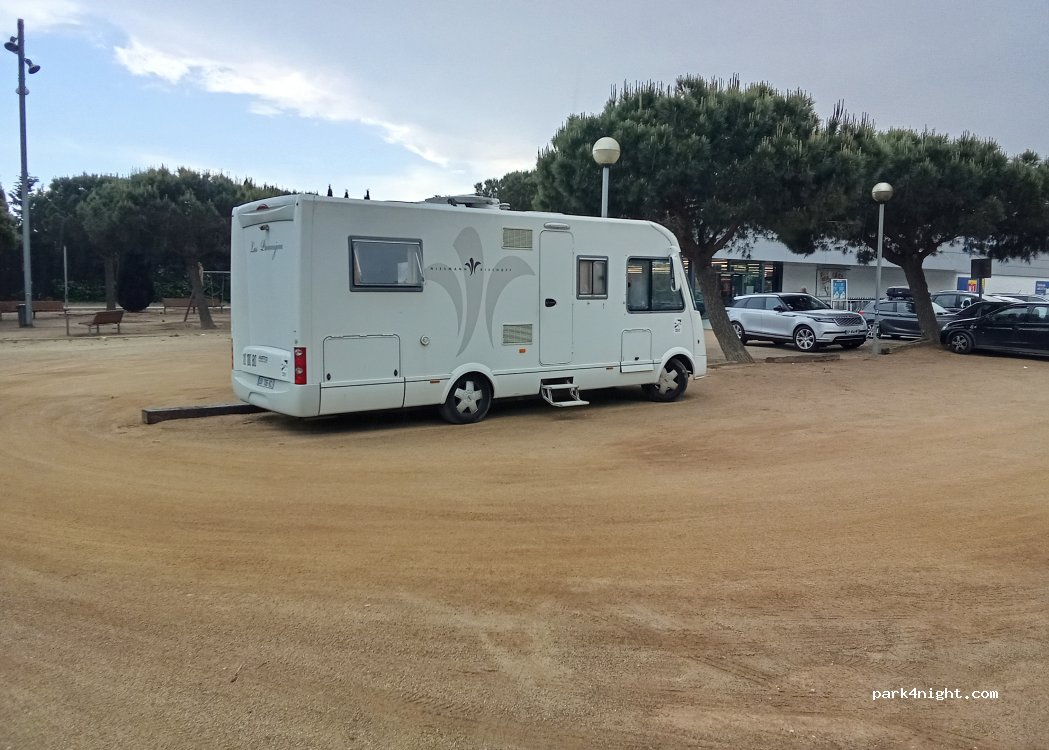 (17258) Torroella de Montgrí - 223 Urbanització Mas Marquès — foto