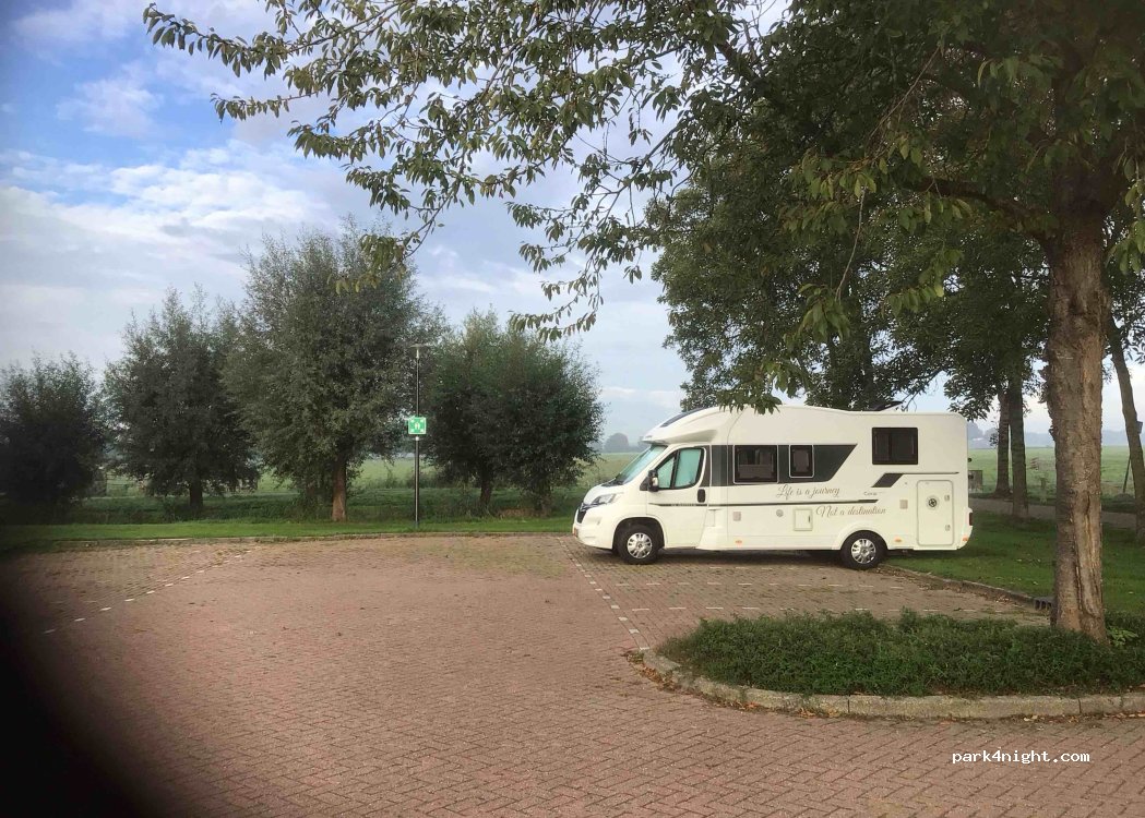 (3641 XP) Mijdrecht - 33 Malachiet — foto 3