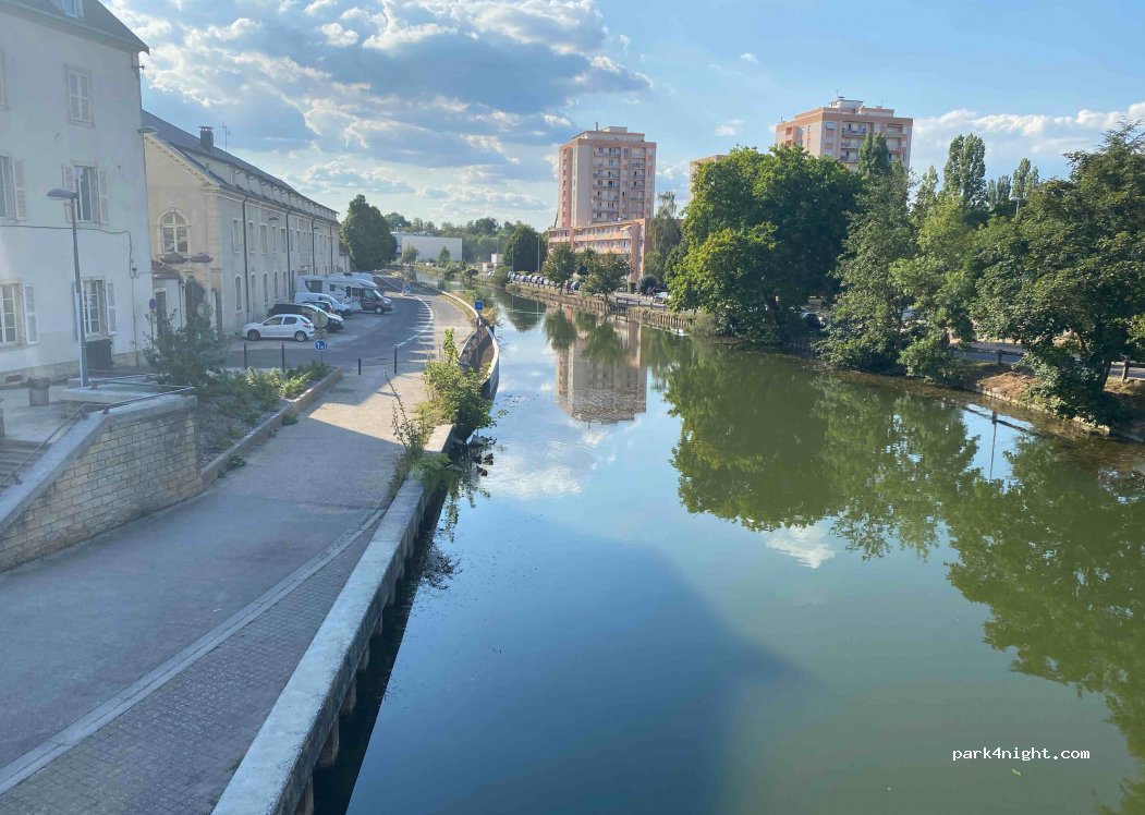(21000) Dijon - 1 Quai François Galliot — foto 2