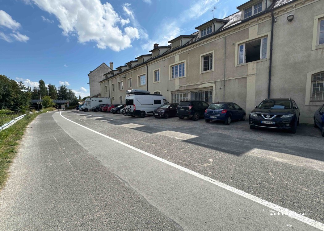 (21000) Dijon - 1 Quai François Galliot — foto 3