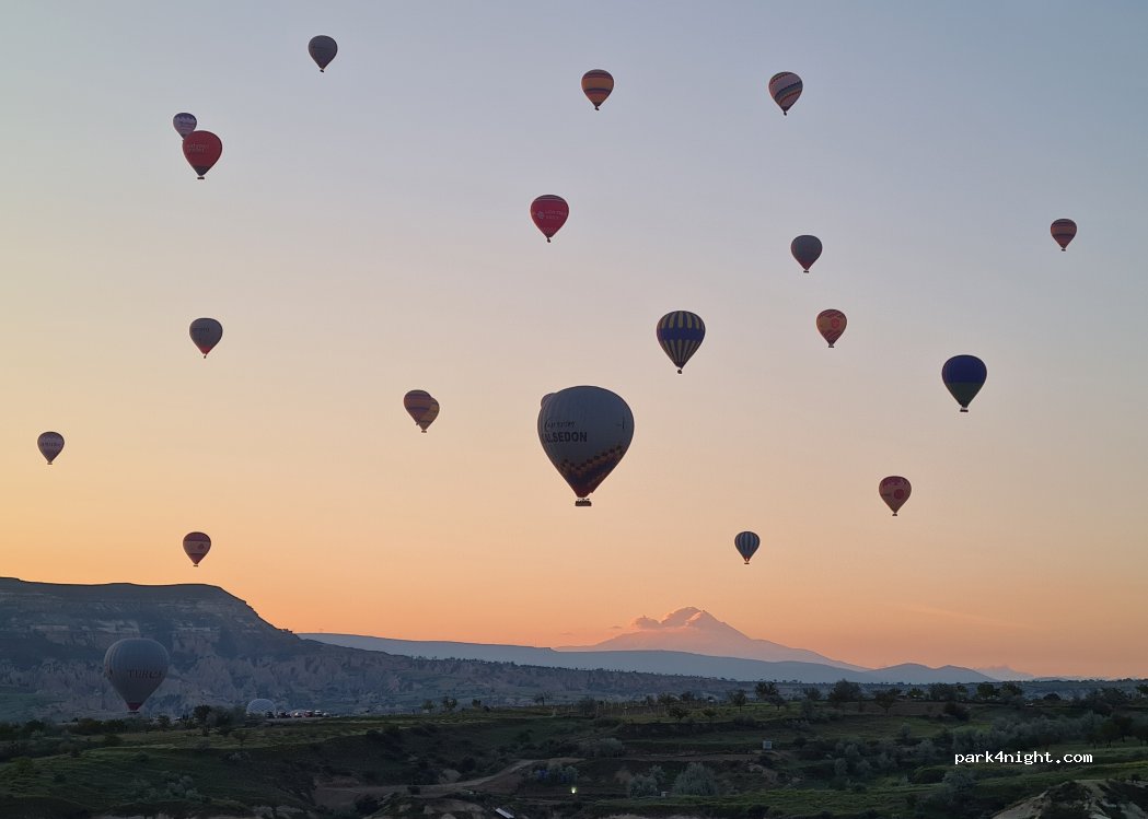 (50180) Göreme - Unnamed road — foto
