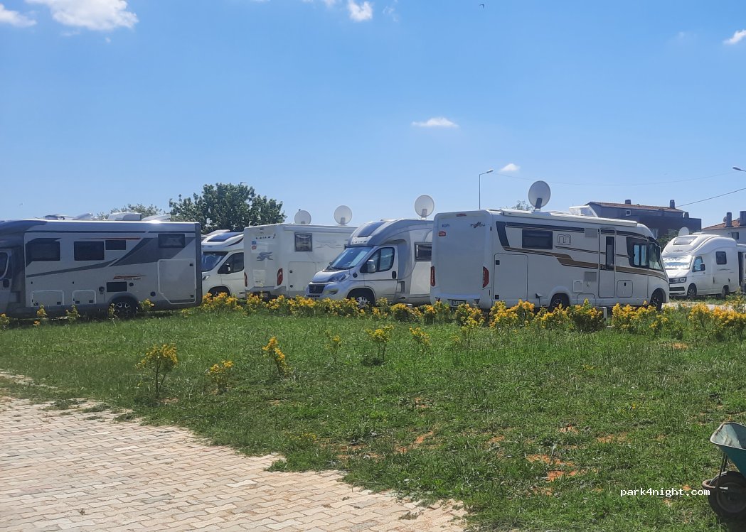 (34290) Küçükçekmece - Florya Menekşe Ykş. — foto 3