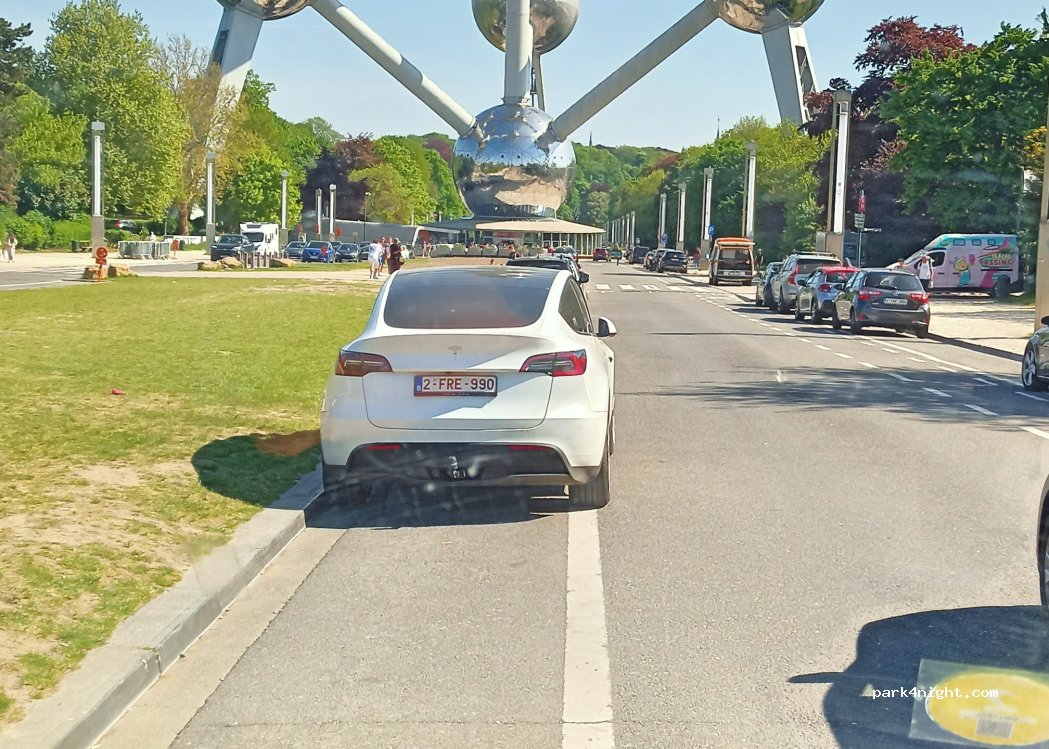 (1020) Bruxelles - 20 Boulevard du Centenaire — foto