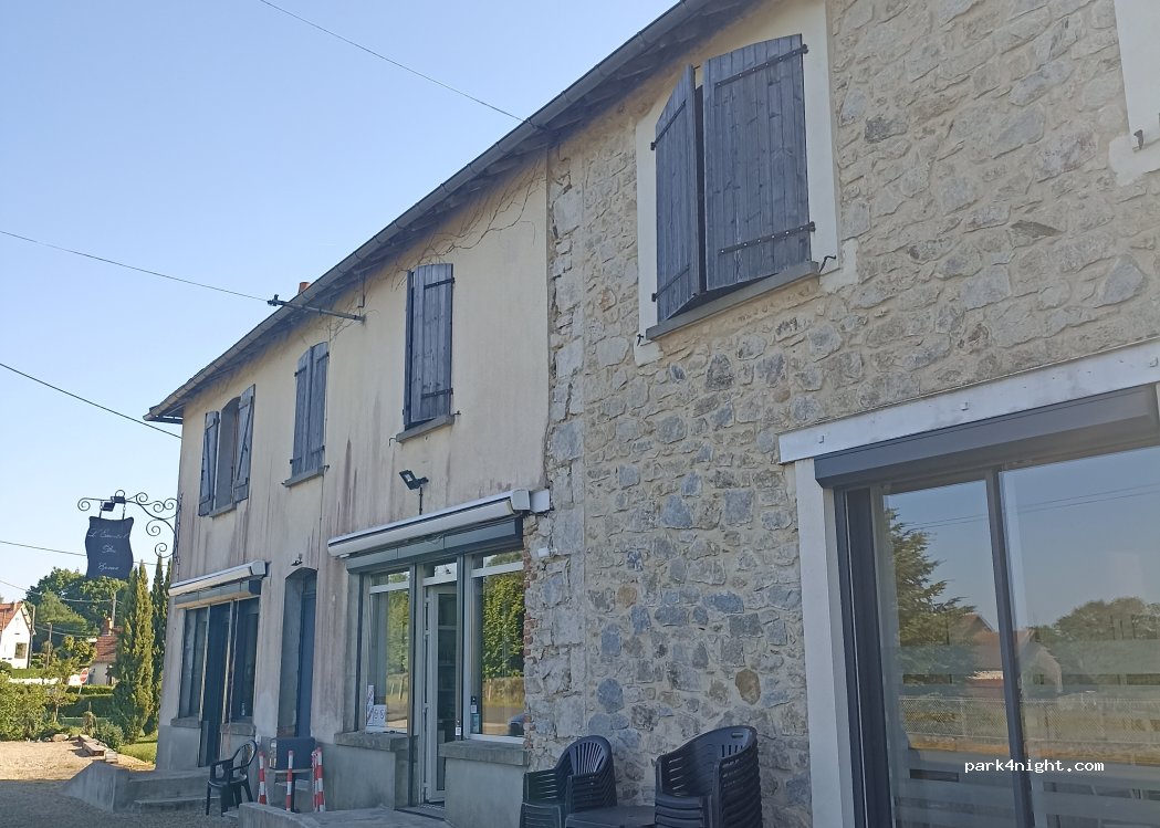 (87800) Saint-Hilaire-les-Places - 4 Grande Rue de la Grenerie — foto 3