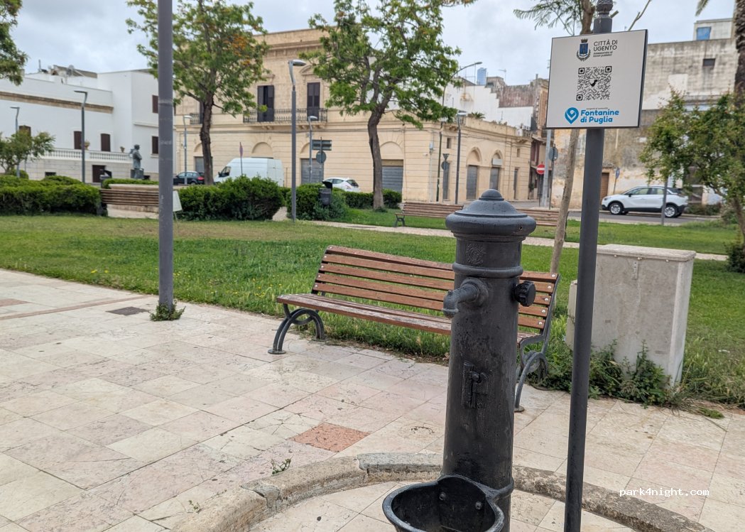 (73059) Ugento - 1 Piazza Pompeo Colonna — foto