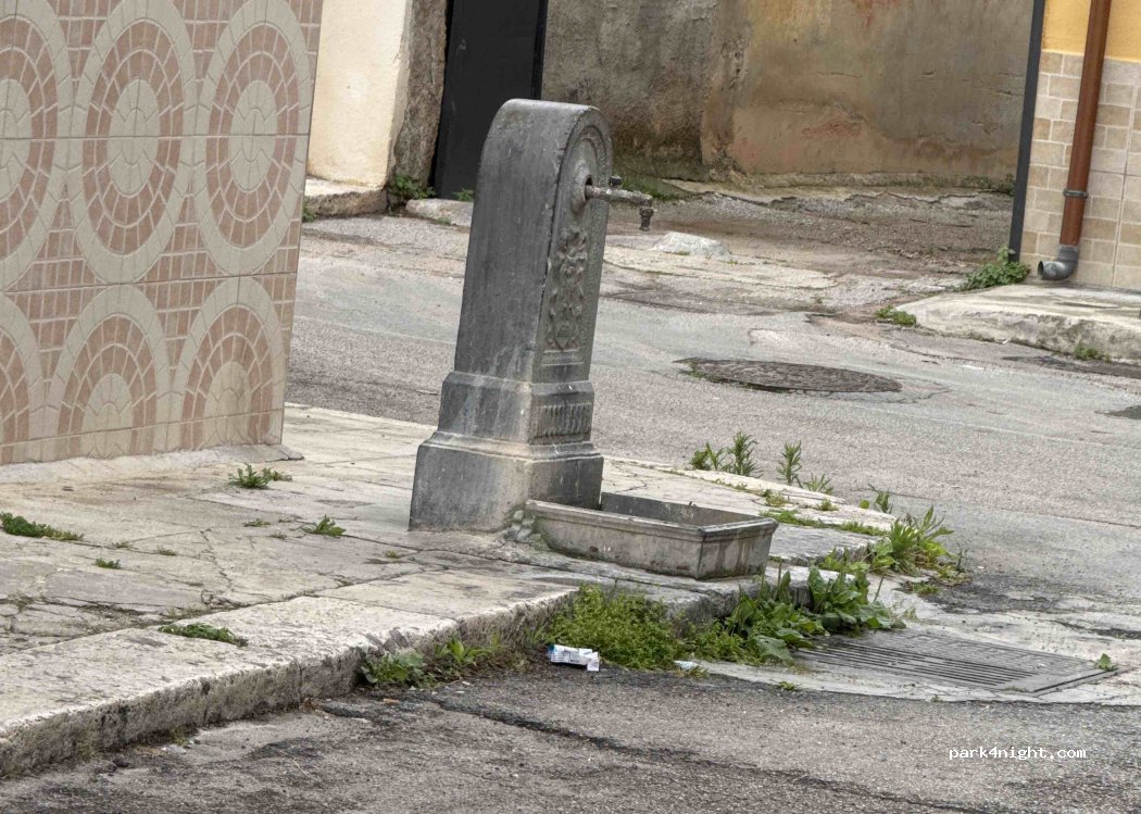 (90151) Palermo - 48 Via Porta di Mare — foto