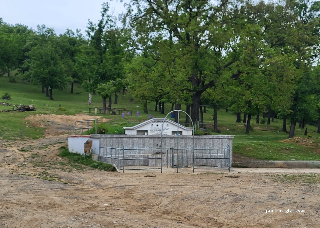 (8565) Planinitsa - Unnamed Road — foto