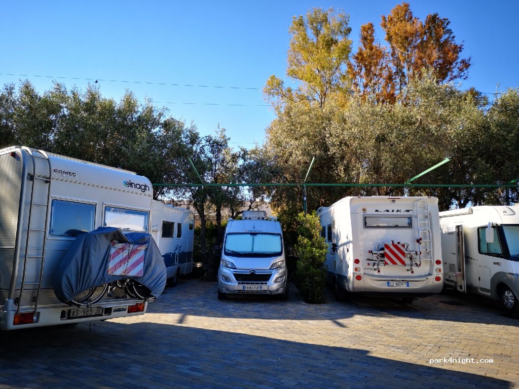 Area Sosta Camper - IppoCamper — foto