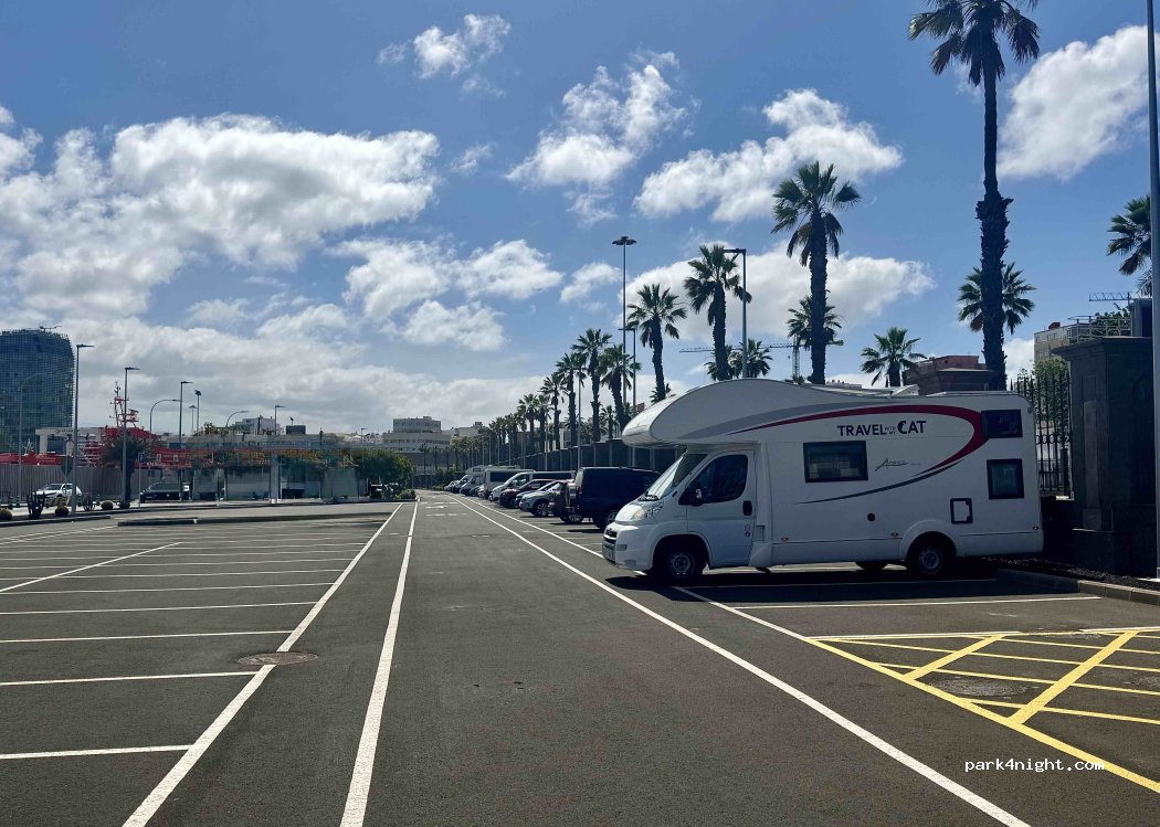 (35008) Las Palmas de Gran Canaria - 11 Avenida de los Consignatarios — foto 2