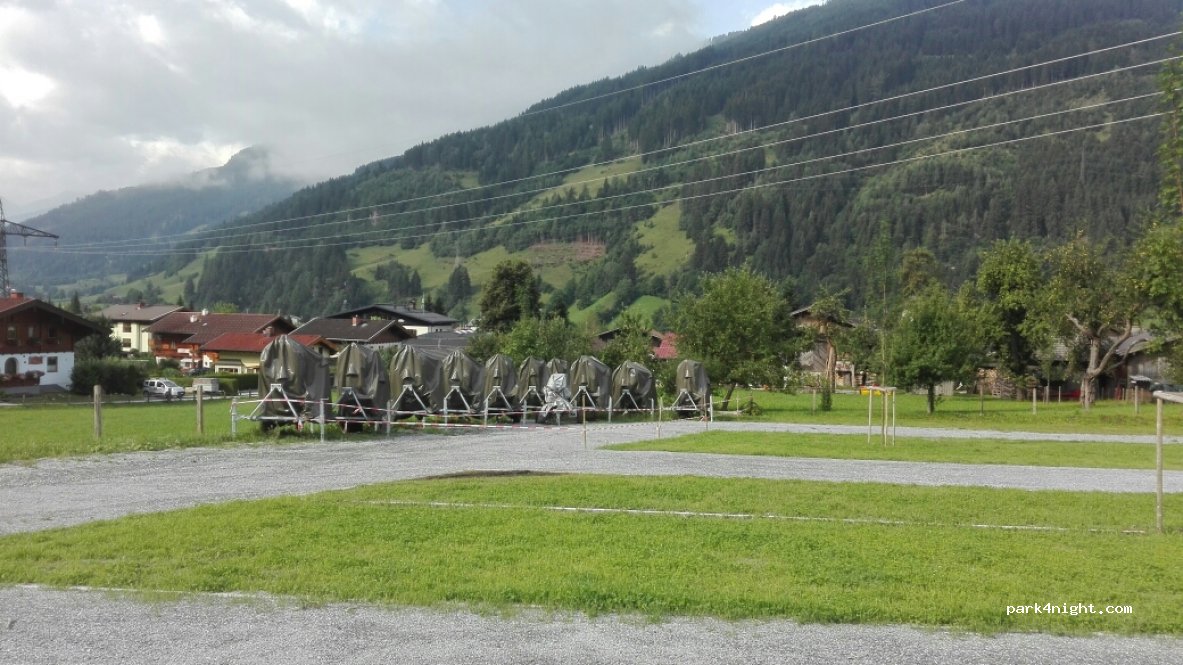(5632) Dorfgastein - 32-38 Bergbahnstraße — foto