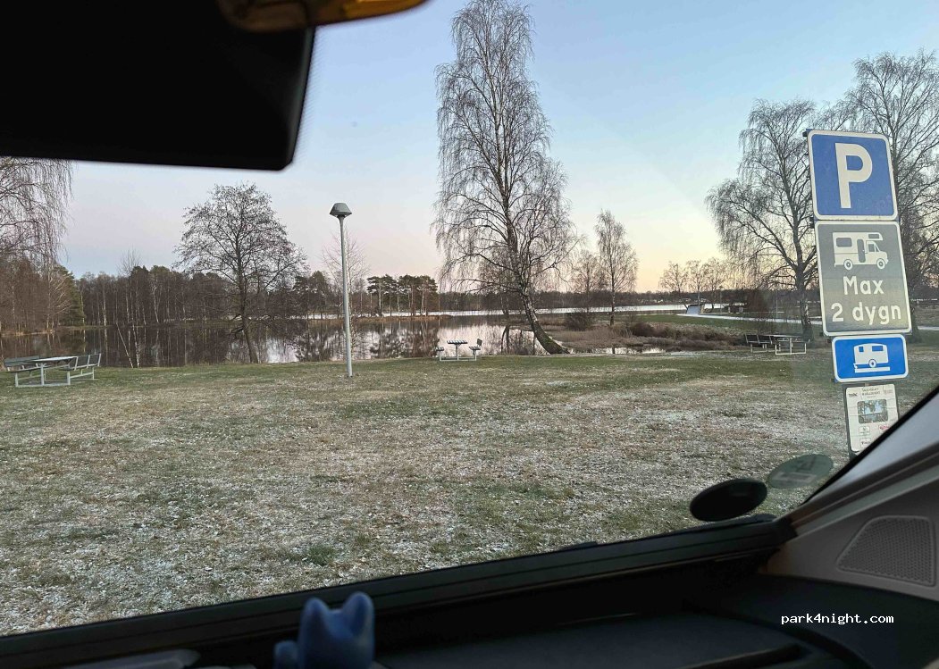 Wohnmobilstellplatz Spegeldamen — foto 5
