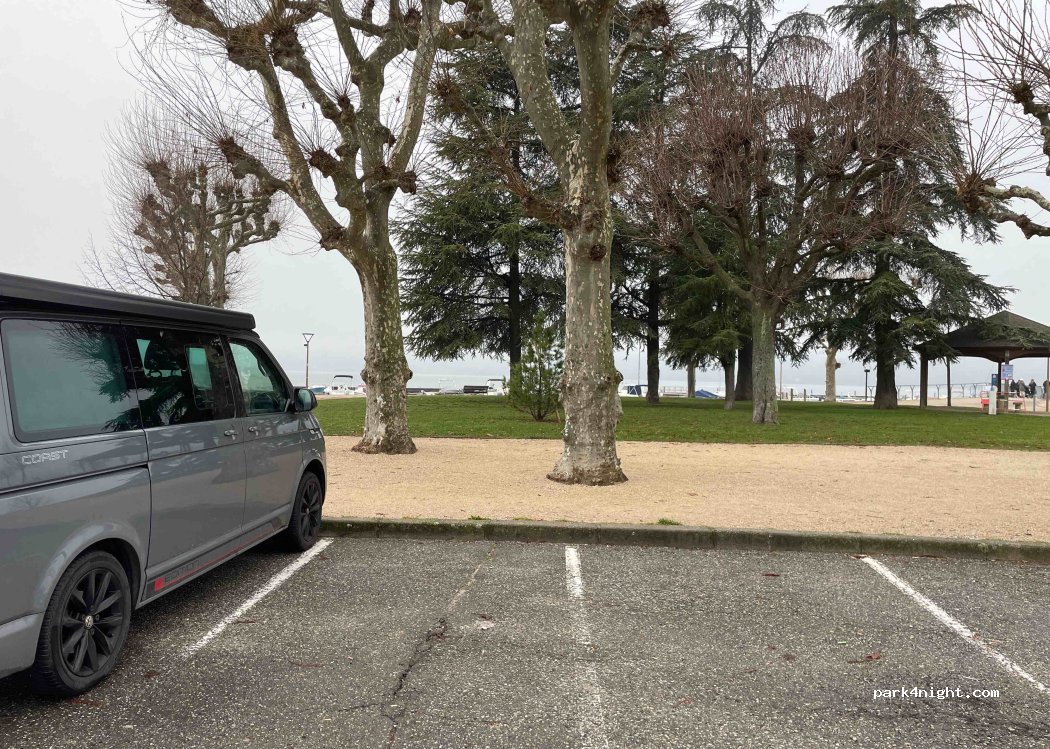 (73100) Aix-les-Bains - Esplanade du Lac — foto 3