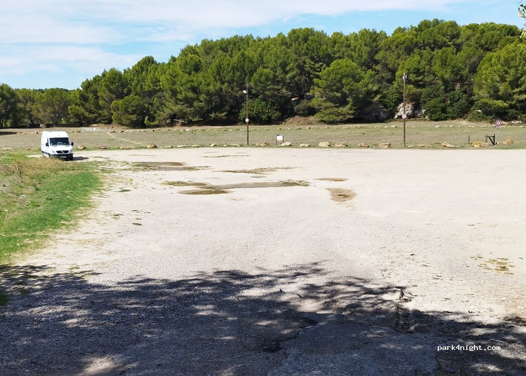 (13140) Miramas - 450-794 Chemin des Pins — foto 4