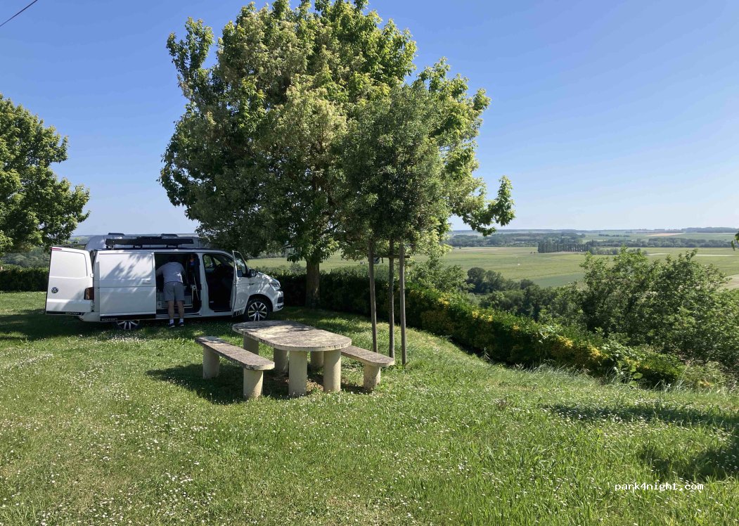 (37500) Cravant-les-Côteaux - 313 Les Balais — foto