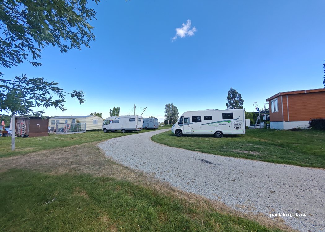 Camping Jachthaven Beusichem — foto