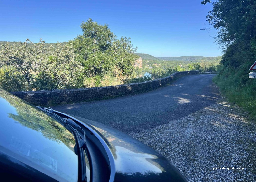 (46330) Saint-Cirq-Lapopie - D40 — foto 3