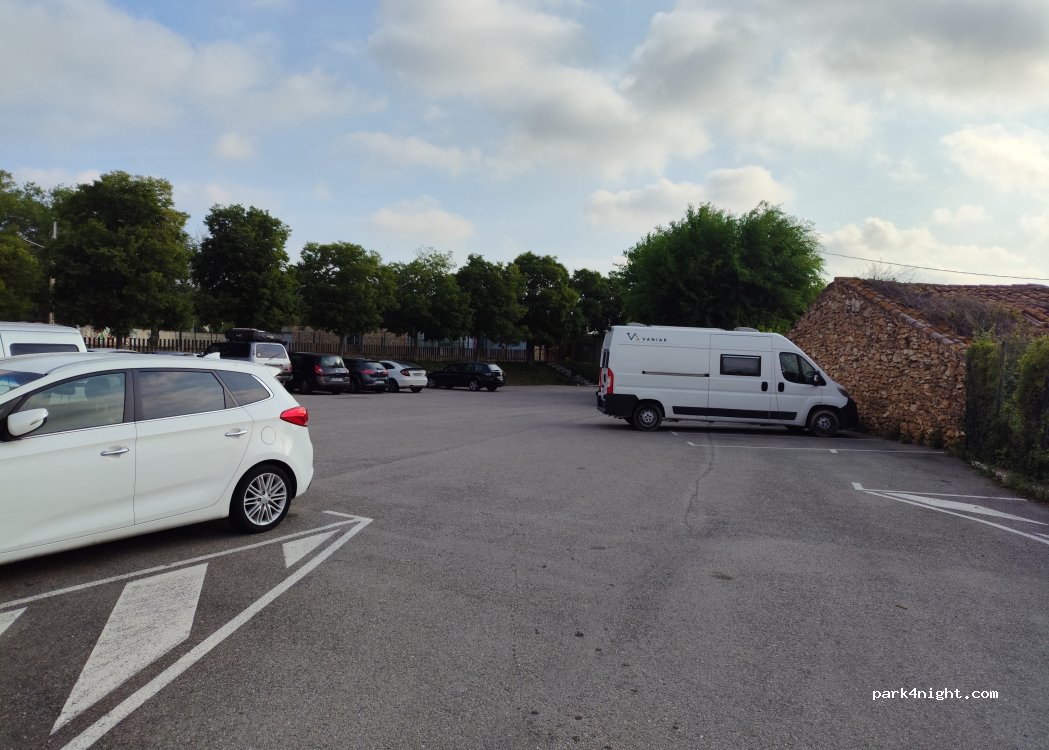 (43717) La Bisbal del Penedès - 59 Avinguda Baix Penedes — foto