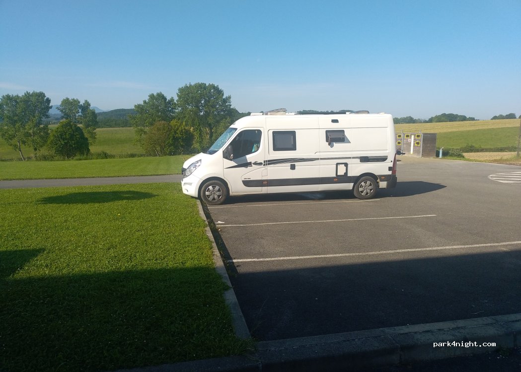 (64120) Aroue-Ithorots-Olhaïby - 4667 Route de Saint-Palais — foto