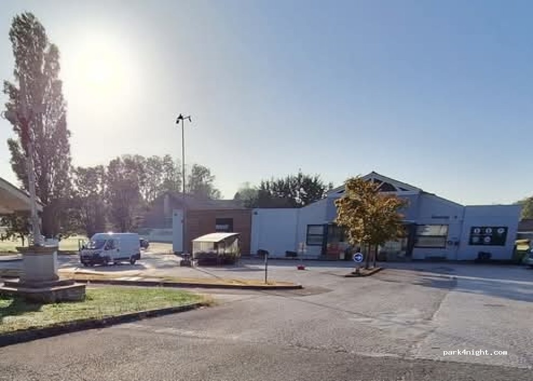 (71470) Romenay - 2144 La Gare — foto