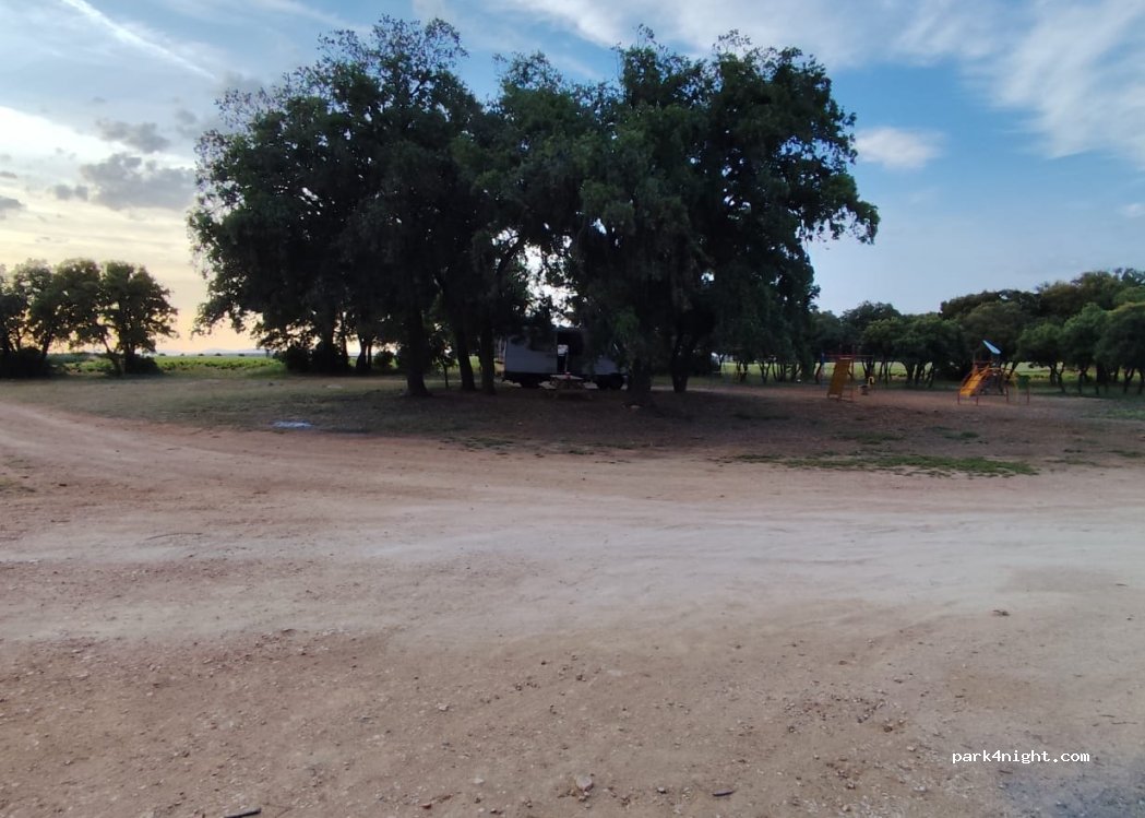 (13326) Montiel - Unnamed road — foto 2