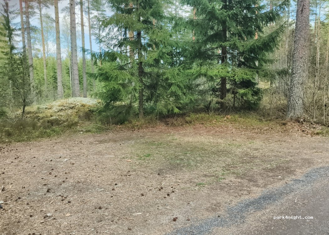 (10520)  - 34 Björnbackavägen — foto 2