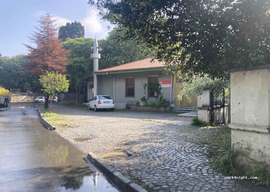 (34107) Zeytinburnu - Yedikule Mezarligi Sk. — foto 2