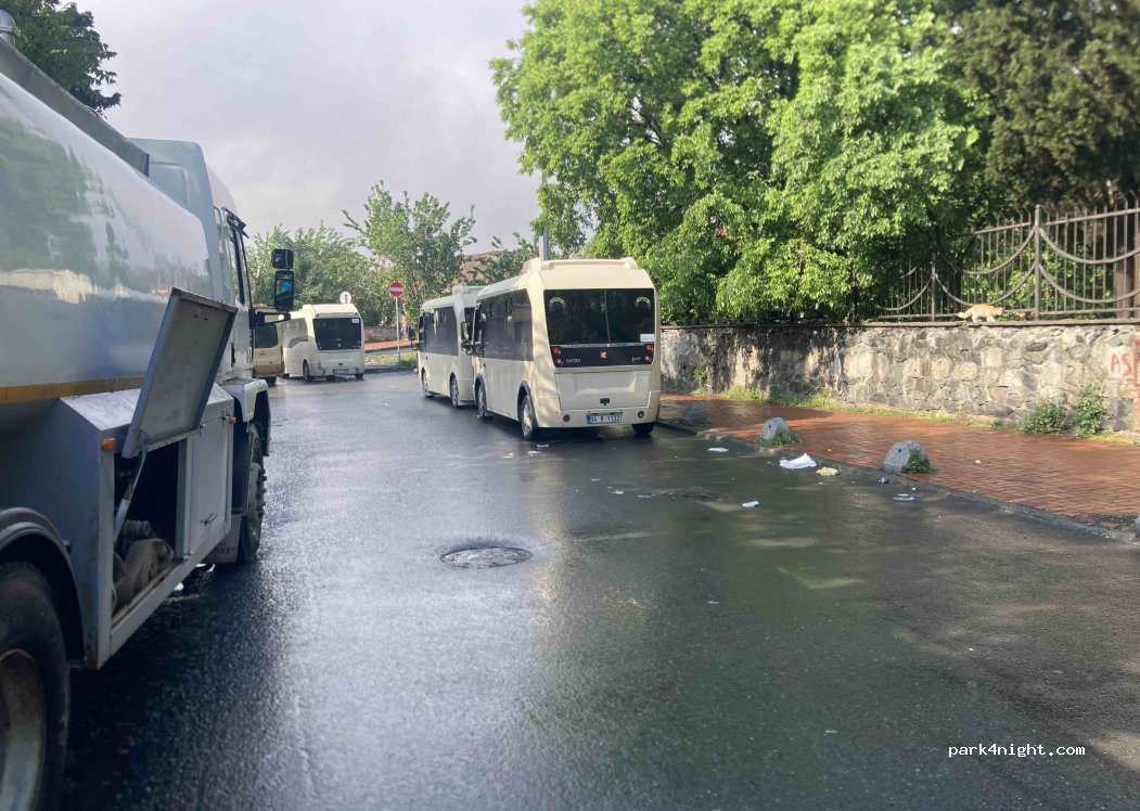 (34107) Zeytinburnu - Yedikule Mezarligi Sk. — foto 3