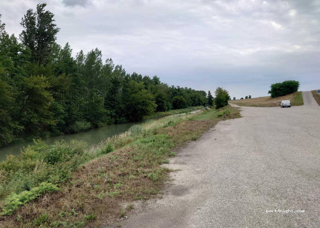 () Krems an der Donau - Unnamed Road — foto