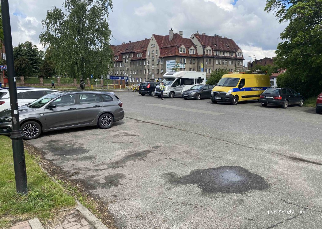 (41-103) Siemianowice Śląskie - 1 Oświęcimska — foto 3