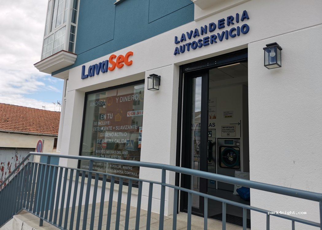 (10100) Miajadas - 23 Avenida de García Siñeriz — foto