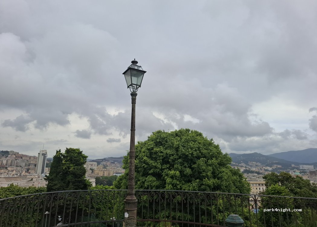 (16128) Genova - 5B Mura delle Cappuccine — foto