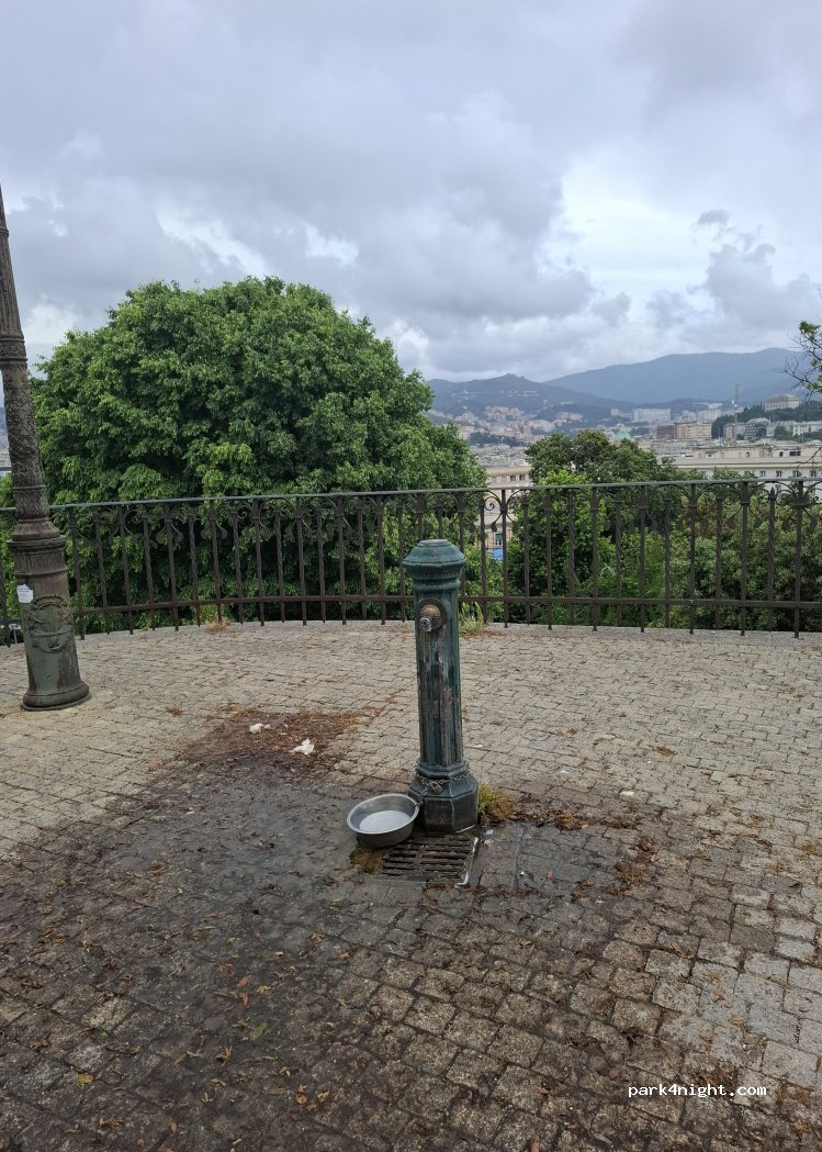 (16128) Genova - 5B Mura delle Cappuccine — foto 3
