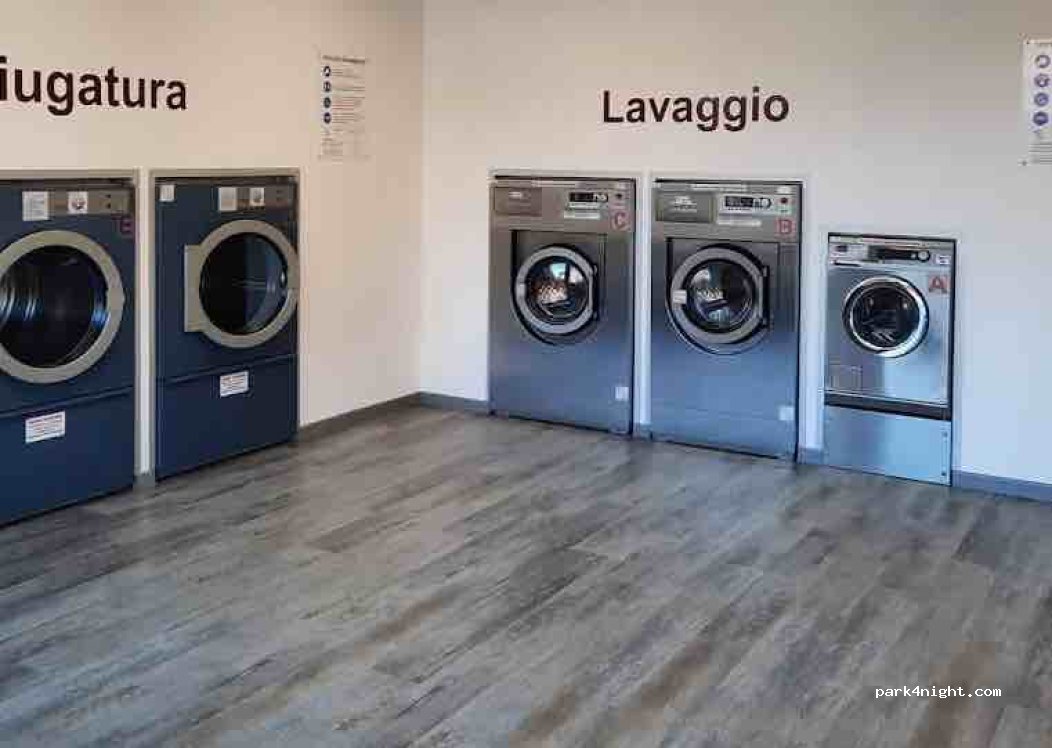 (33050) Mortegliano - 17 Piazza San Paolo — foto