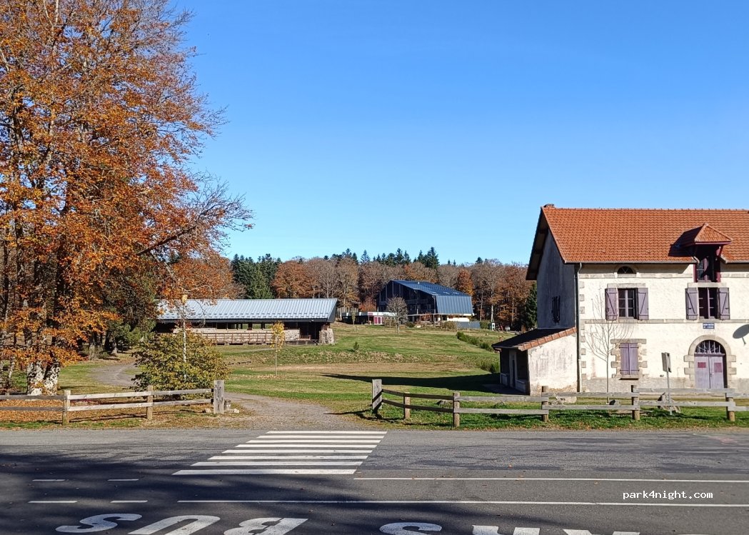 (03250) Laprugne - D182 — foto 3