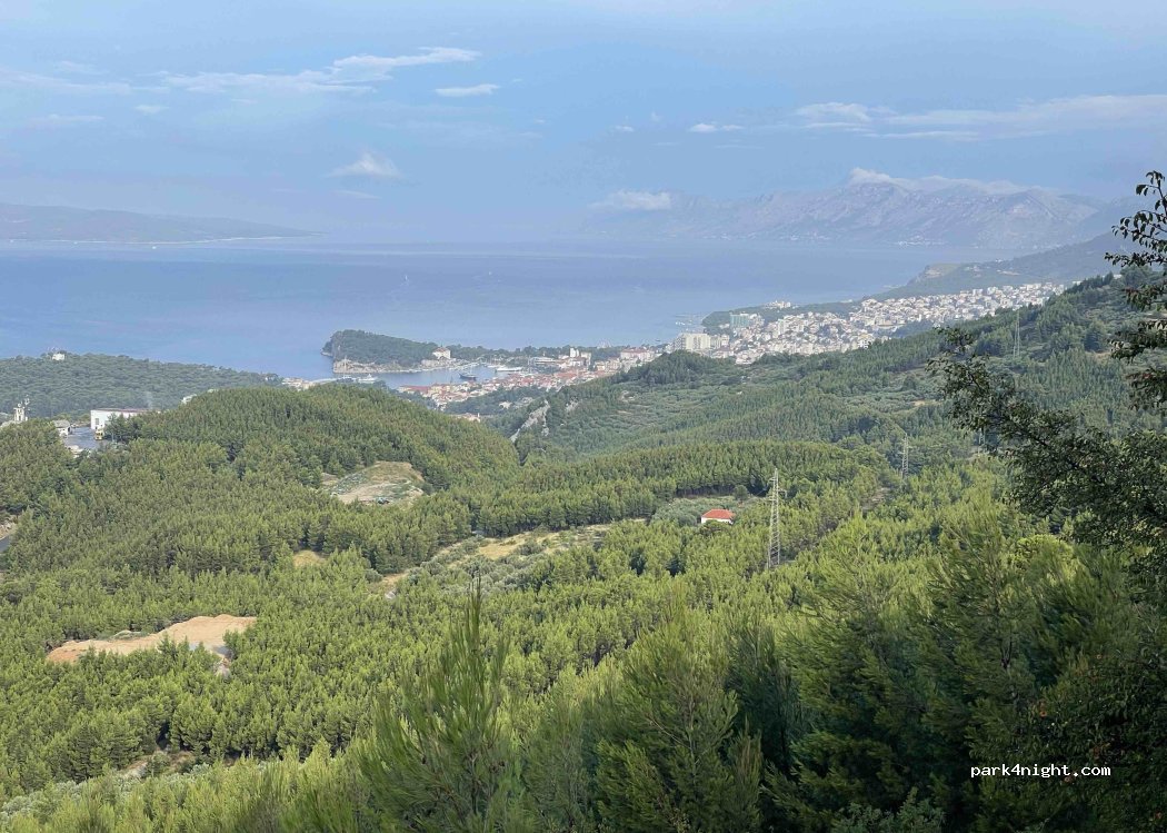 (21300) Makarska - — foto
