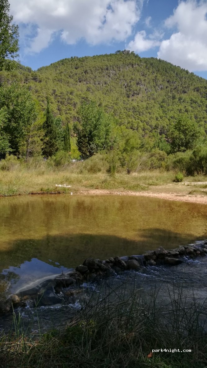 Camping Fuente de La Pascuala — foto
